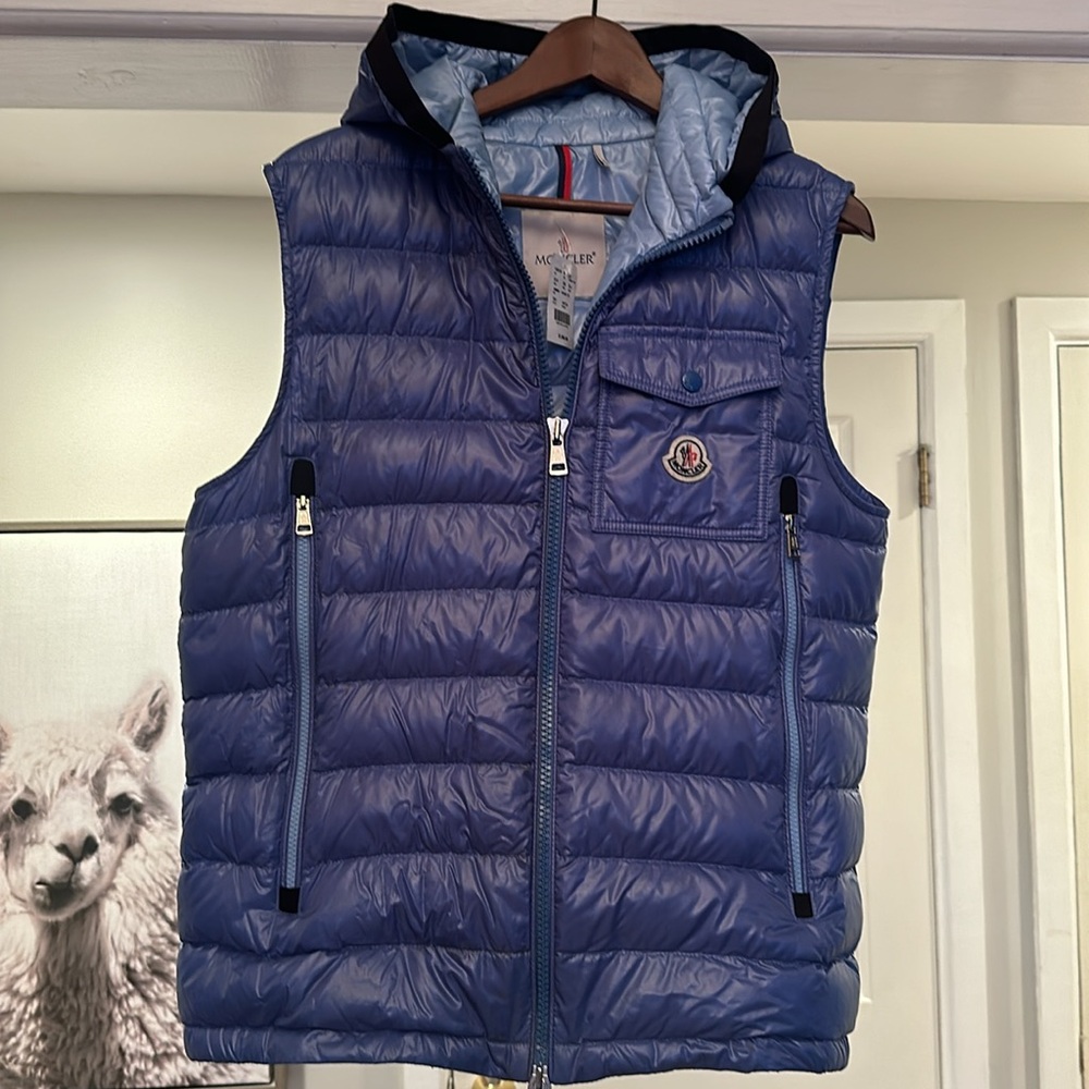 Moncler down gilet (vest)